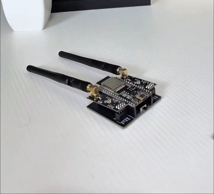 EvanoMemba's tweet photo. The only cure for noisy neighnours, the mighty Bluetooth signal disruptor (blocker) https://t.co/L41owHHTN7