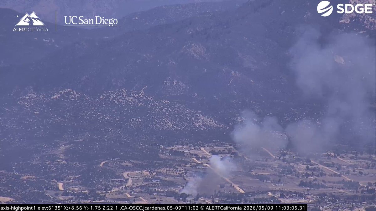 DanielFireTruck's tweet photo. New Brush Fire Saddleback Drive, Aguanga, Riverside County.
Air Tanker 72 was already airborne they’re overhead taking action.
#SaddleFire https://t.co/tTSXhMz7Ic