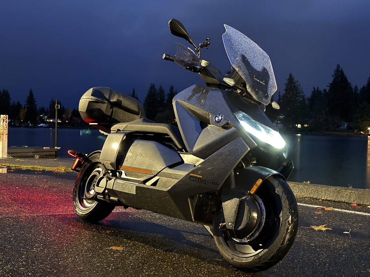 misuzulive's tweet photo. I’m still planning to make a video about the BMW CE04 because it is the best motorcycle I’ve ever owned and it’s a scooter https://t.co/8rgECBb3G0