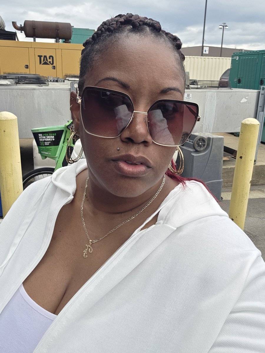 🌞 WE OUTSIDE, HOE! فَرَح tweet media