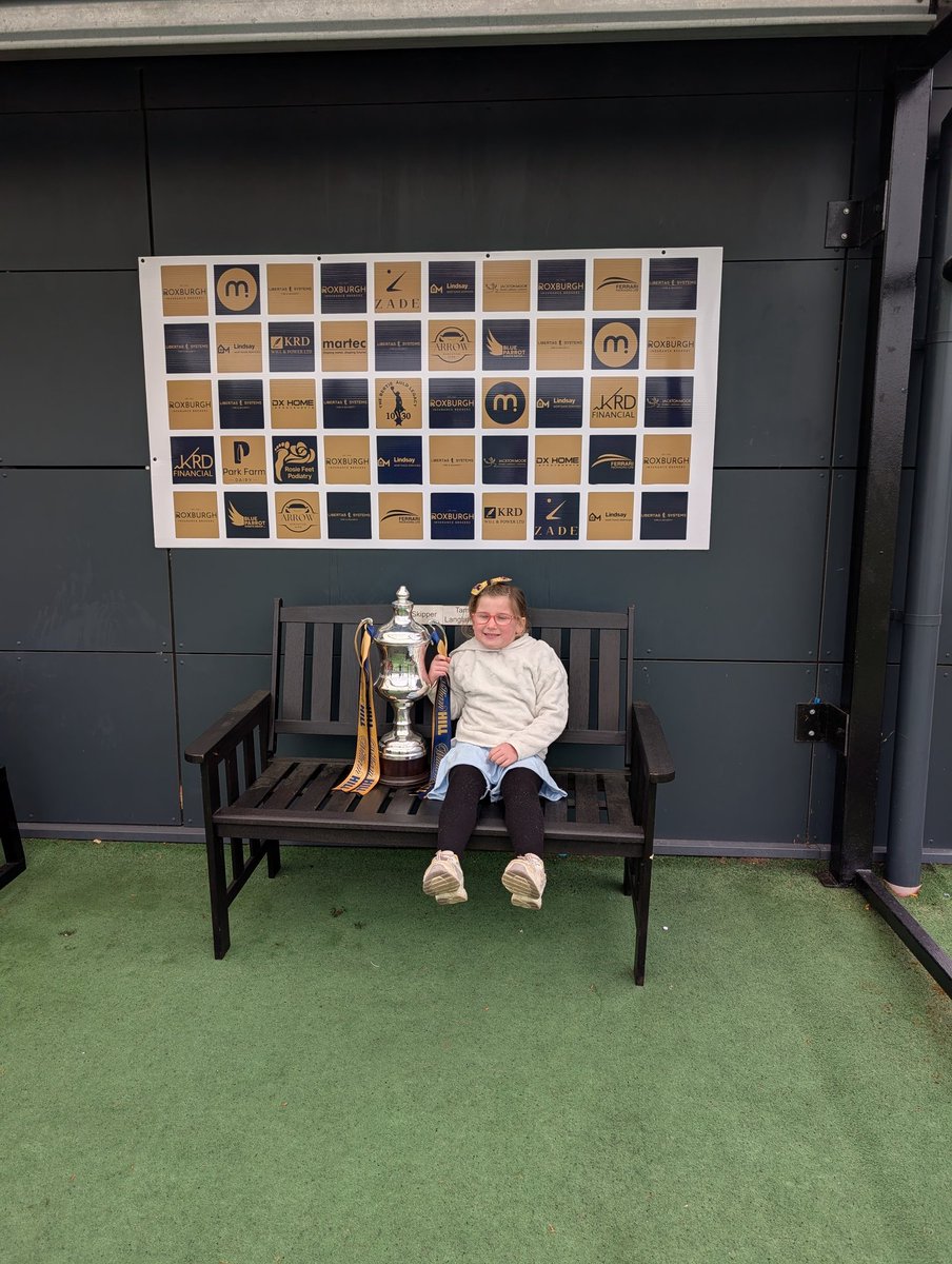 MrsSullivan2896's tweet photo. Ekfc trophy 😍😍😍 https://t.co/AKa1gbtTsW