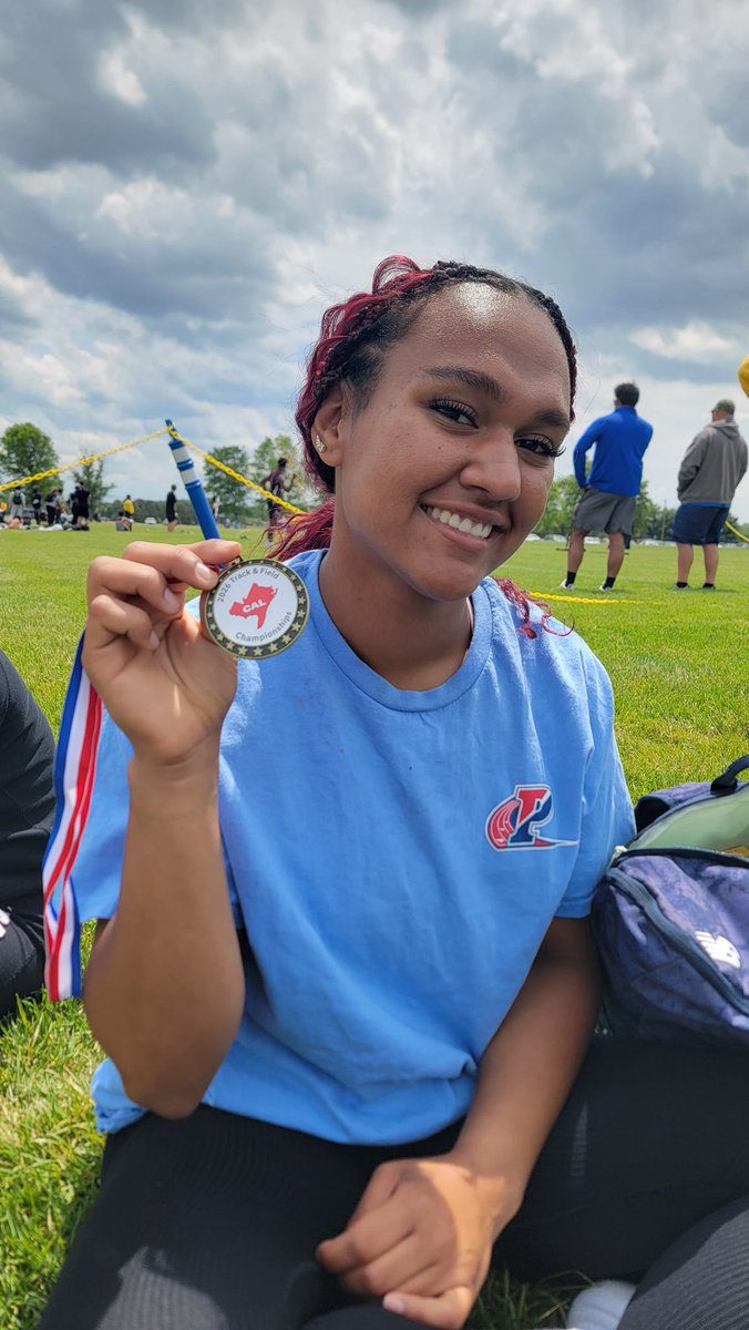 HHSGirlsXCTrack's tweet photo. MITRA SAMPSON IS THE CAPE-ATLANTIC LEAGUE CHAMPION IN THE SHOT PUT!!! Her throw of 40’9.25” today was also an HHS senior class record!🥇She also placed 5th in the Javelin, throwing a PR of 93’10”! https://t.co/ePPxj19Gnv