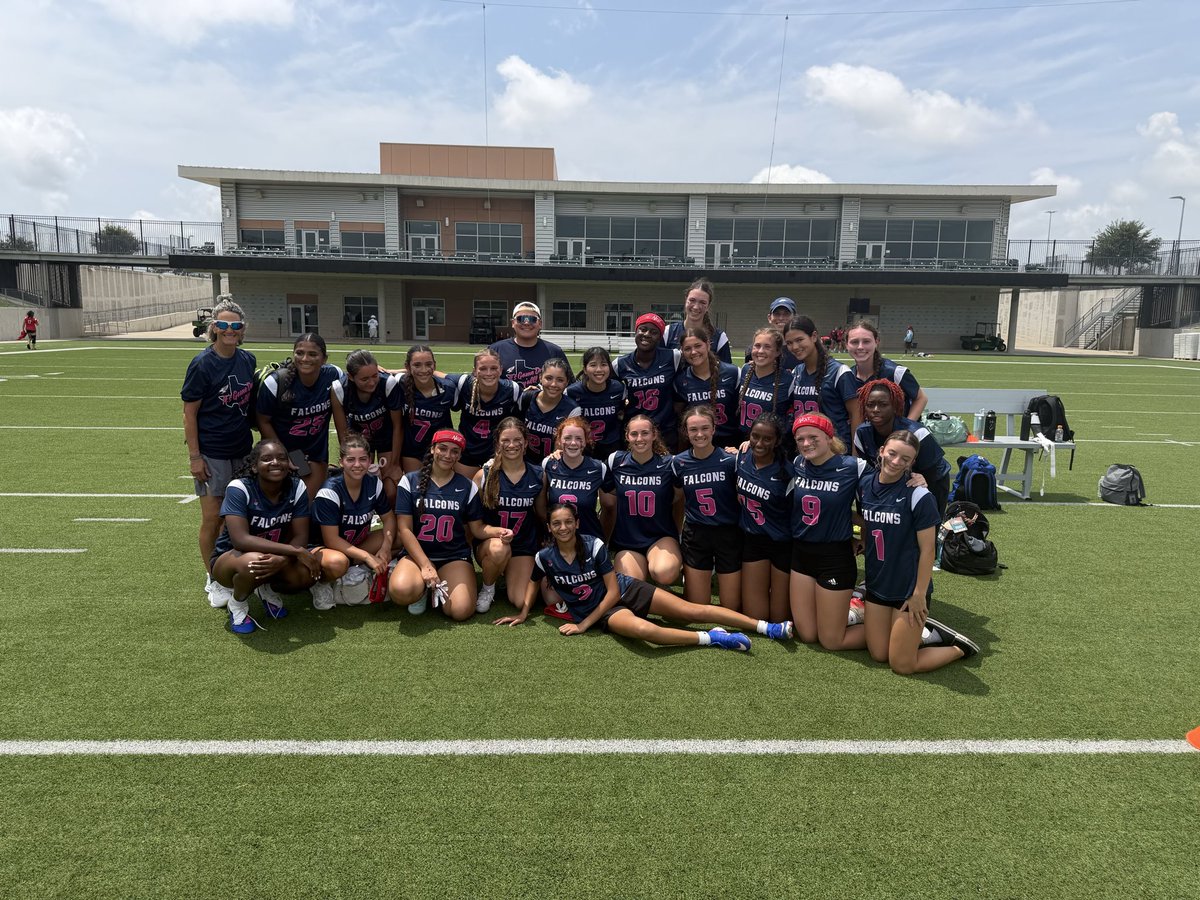 CoachQ_1's tweet photo. Outstanding inaugural Flag Football season at Tompkins HS!  The girls played so hard and unfortunately fell a little short in the championship game, but had a great year finishing up the season 8-4!  These girls made @TompkinsHS and @KatyISDAthletic proud!  #TFW @mcvey_todd https://t.co/RDqIMDnhFY