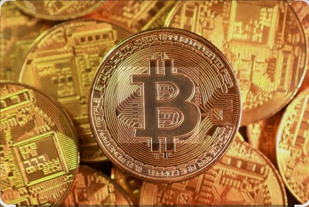 CryptoCivics's tweet photo. BULL VS BEAR MARKET 

There are only 2 market conditions:

Bull Market 🐂
• Prices rising
• Everyone is excited
• Easy profits

Bear Market 🐻
• Prices falling
• Fear everywhere
• Opportunities hidden

Most people buy in bull markets…

Smart money buys in bear markets. https://t.co/JhrU2nHlIM