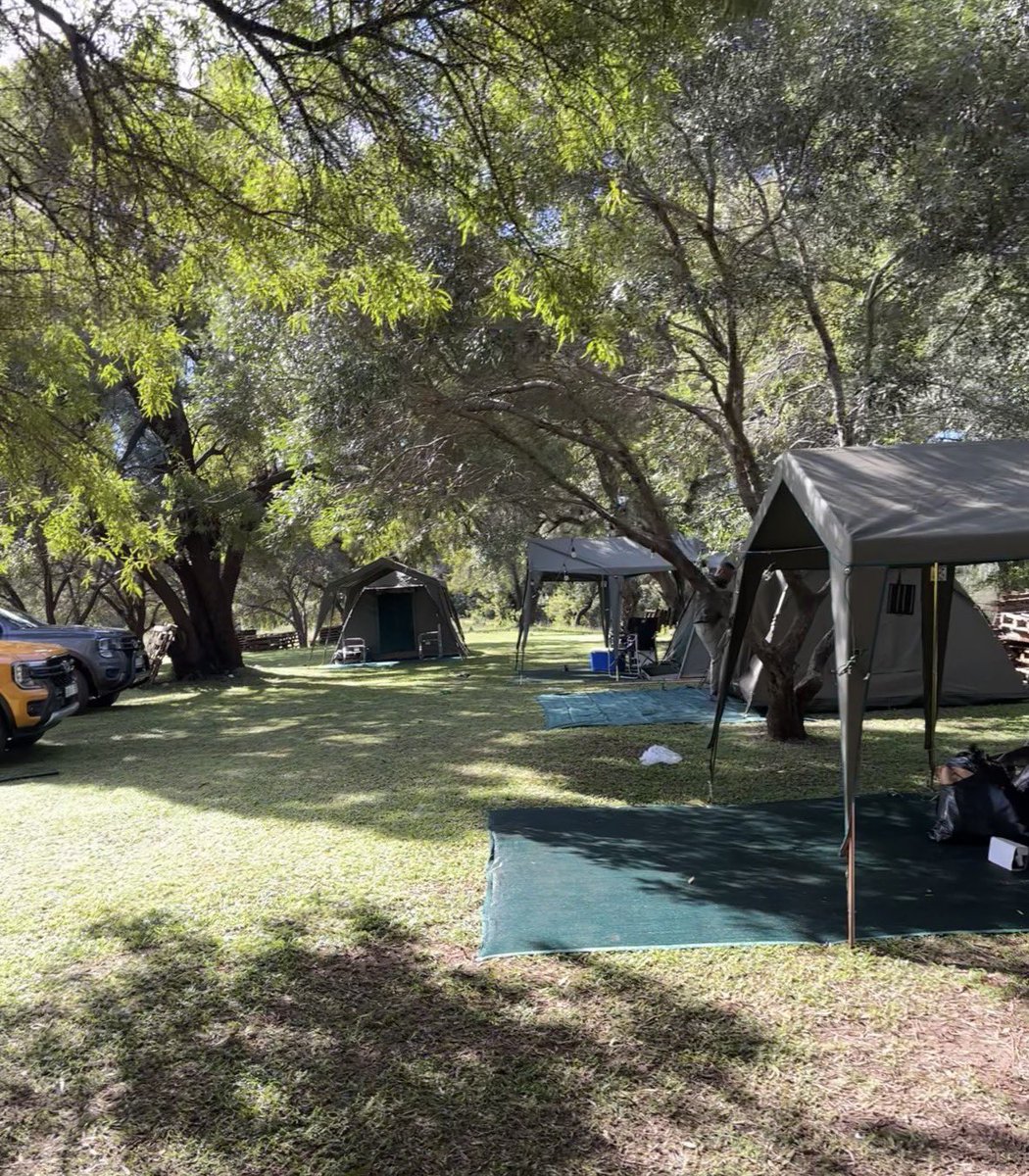TheeAmu's tweet photo. ⛺️ camping weekend https://t.co/oKFyYHSbbe