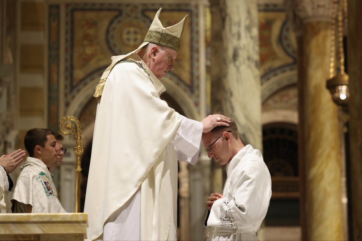 StLouisReview's tweet photo. Five men were ordained as transitional deacons by Archbishop Mitchell T. Rozanski on Saturday at the Cathedral Basilica of Saint Louis.

Read more about the new transitional deacons here: https://t.co/46WYA9Ev6p

📷: Jacob Wiegand https://t.co/grIFmT2cR2