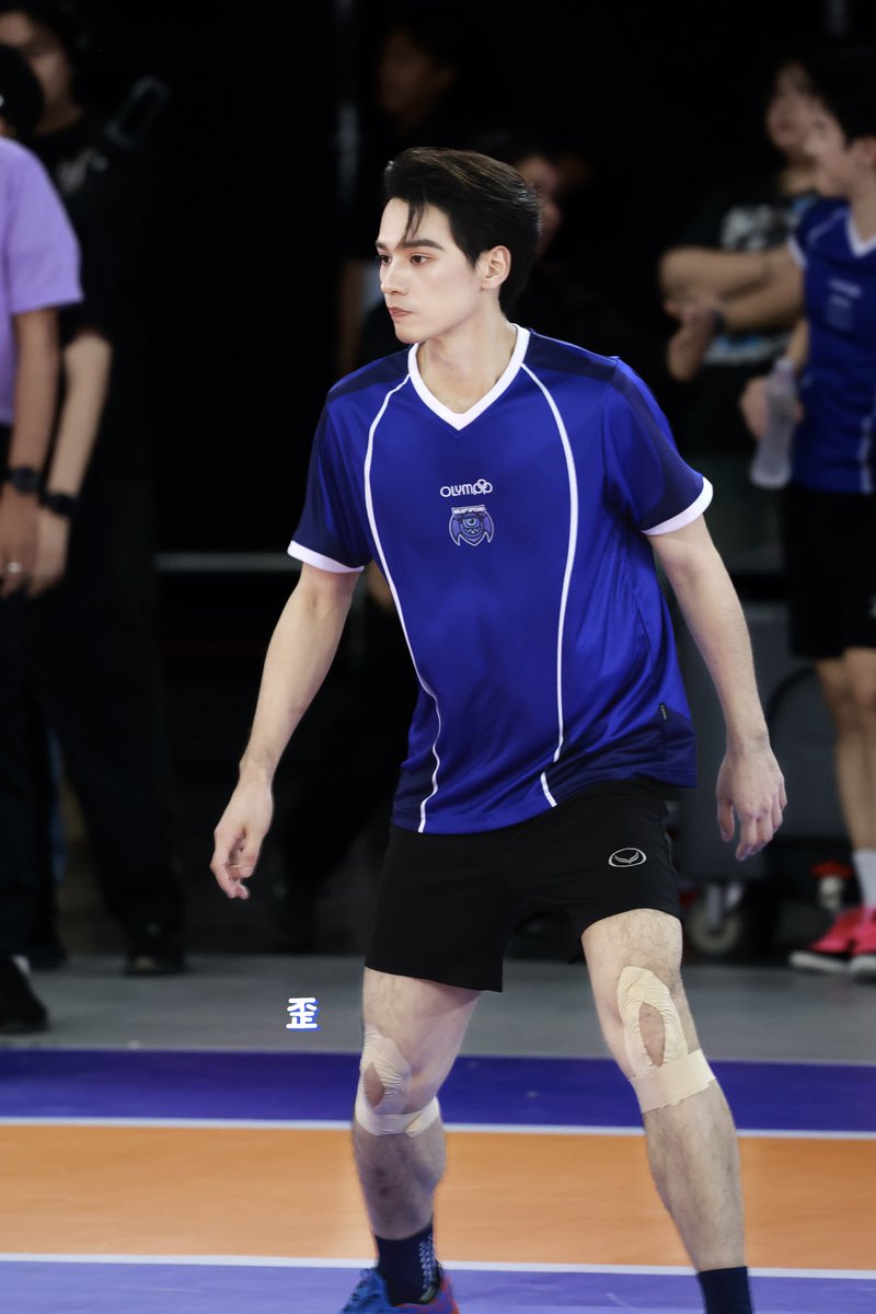 yyyoung_z's tweet photo. 足球老子⚽️

KENGNAMPING WITH BLUE DEVIL
#OLYMPOP2026xDMD
#KengNampingㅤ https://t.co/co5OFhxR6x
