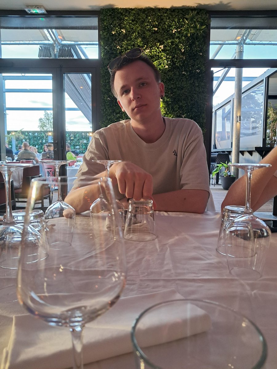 KroxZ tweet media