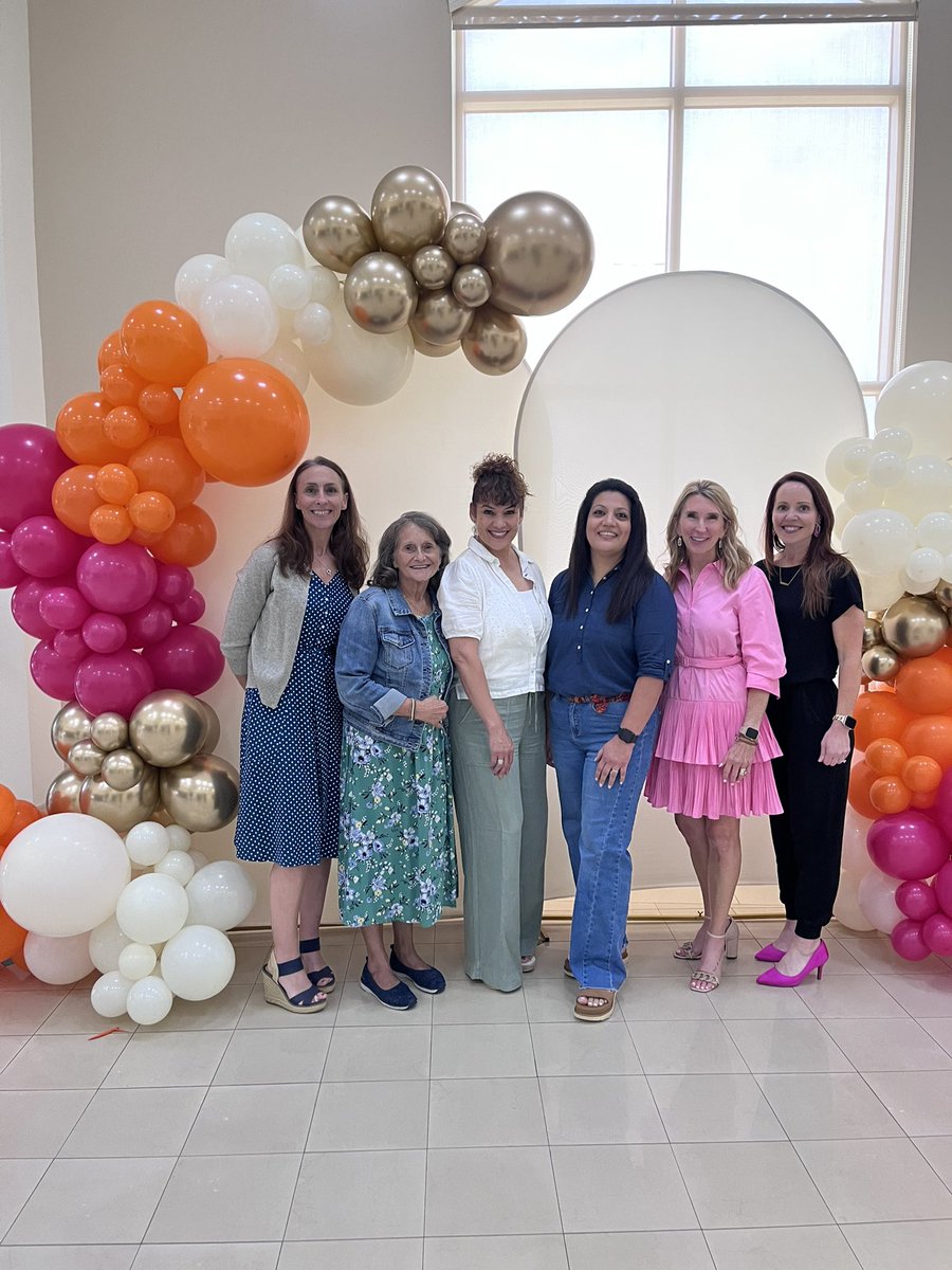 becky_denton's tweet photo. Thank you @bearcreekchurch moms for having me today. What a sweet time was had and we were reminded we are fully known and deeply loved by God. https://t.co/E6zaL7AnLs