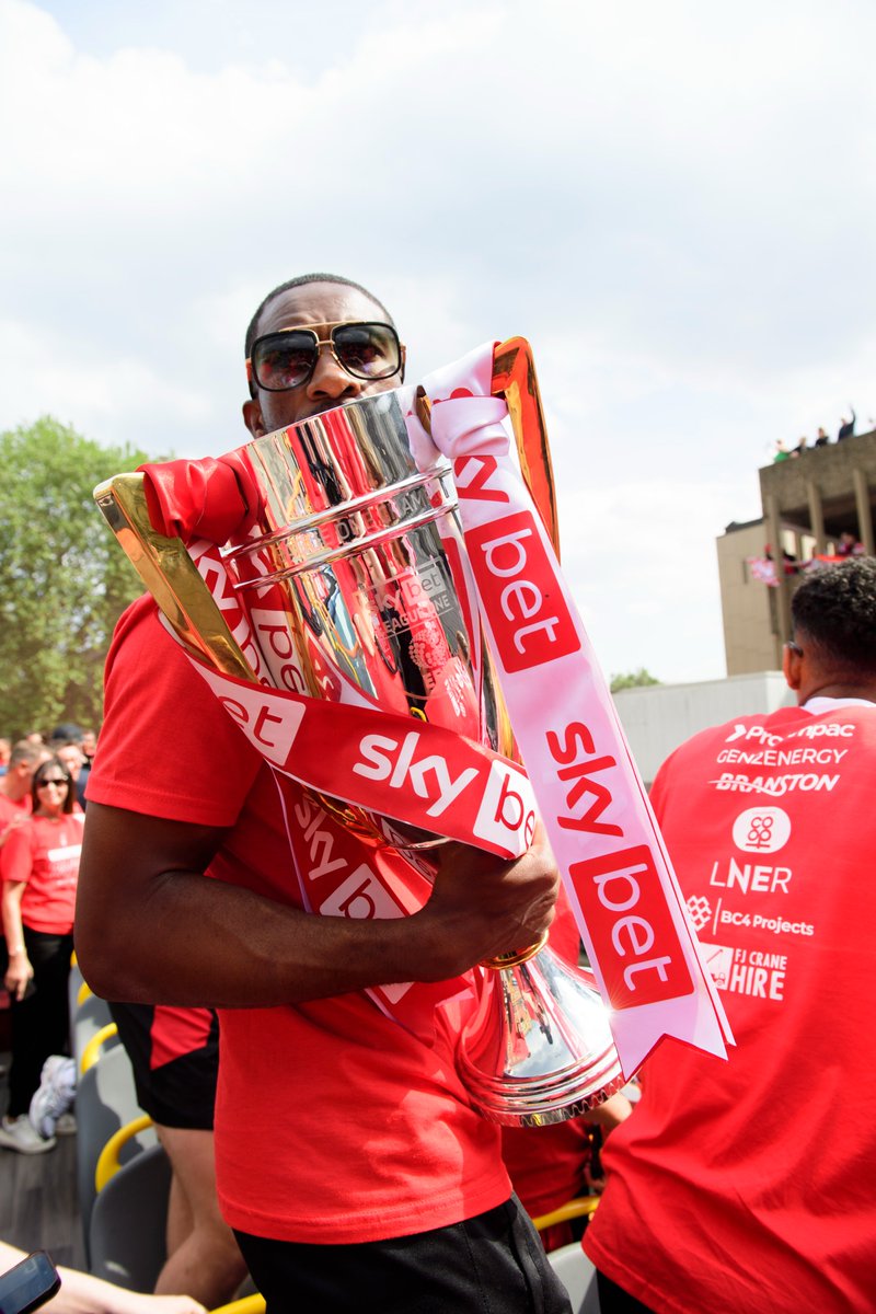 LincolnCity_FC's tweet photo. 🏆©️ https://t.co/eOz63Oda3Y