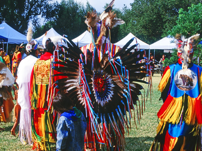 StudioSchatto's tweet photo. @visitCA 
#NativeAmericanheritage on display at the 1996 #PowWow in Santa Fe Springs, California. 
I was allowed to photograph a part of this #religious celebratory #event by the #family elder of a  #NativeAmerican #friend. 
#editorial_images #NFS
SChatto 
https://t.co/9LGFyGBPqp https://t.co/FrNzygyVta