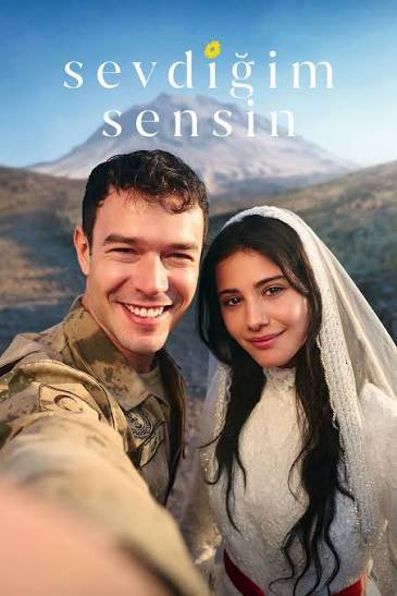 Aynai5's tweet photo. Biri Baris beye bu fotoyu gostersin bas rollerin kim oldugunu galiba bilmiyor ya da unutmus. https://t.co/kOo0rfu7JR