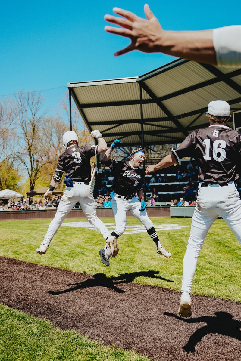 PrepBaseballMN's tweet photo. Game 1 

Hopkins Vs. Buffalo

📸⬇️ https://t.co/vtcW34tLOy