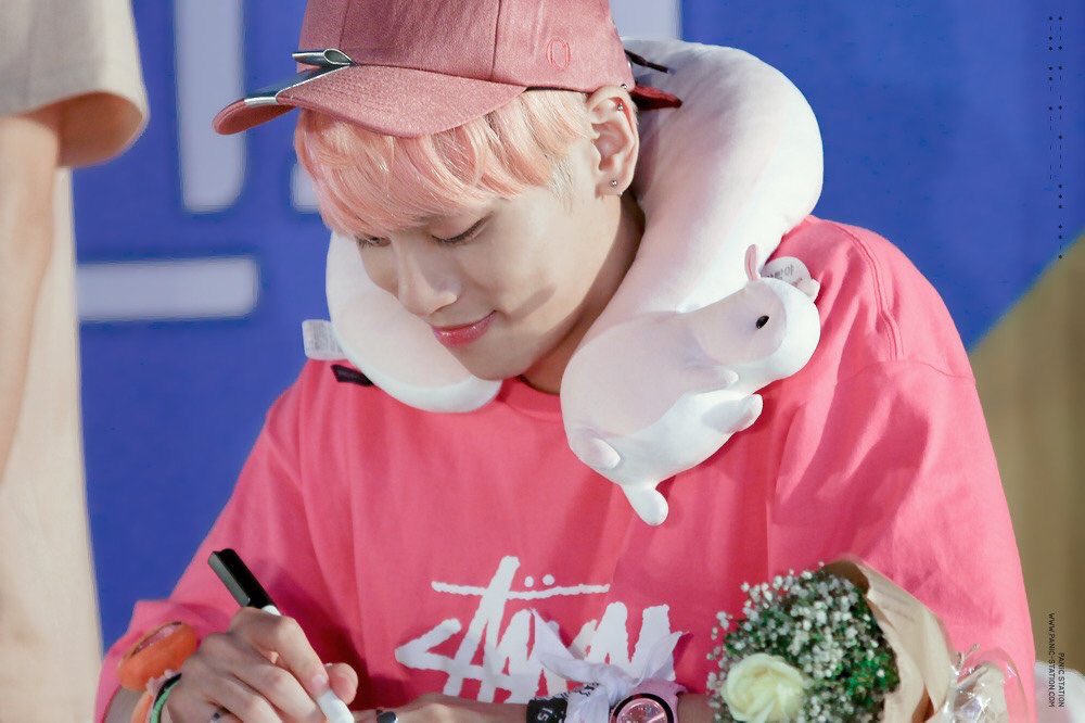 daily pink Jonghyun tweet media