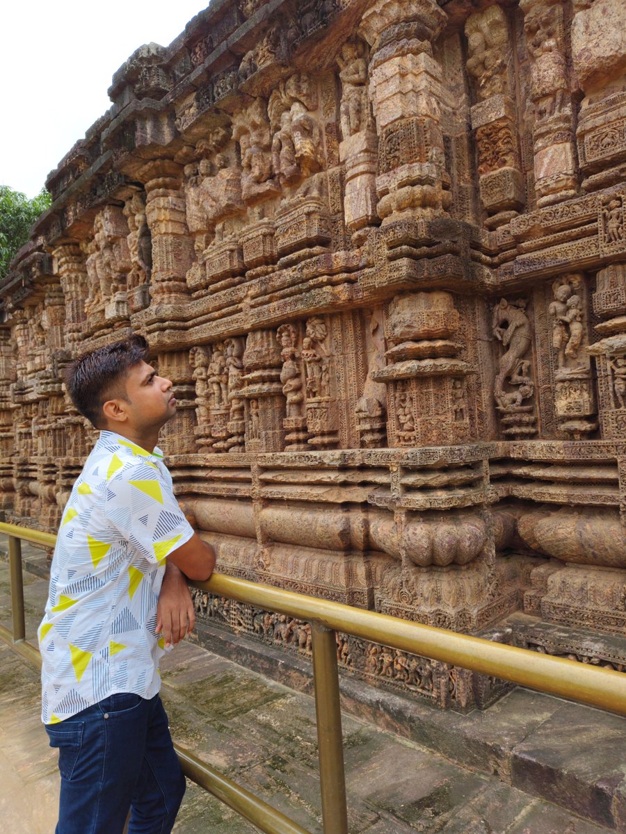 Anilbgh's tweet photo. Sun Temple of Konark is the crowning achievement of Kalinga architecture, of the Nagara tradition. Built around 1250 CE by  Narasingha Deva I, it is designed as a colossal chariot for the Sun God, Surya, complete with 24 wheels and 7 horses.  
#anilbgh #IncredibleIndia #Heritage https://t.co/roKmZKolDN