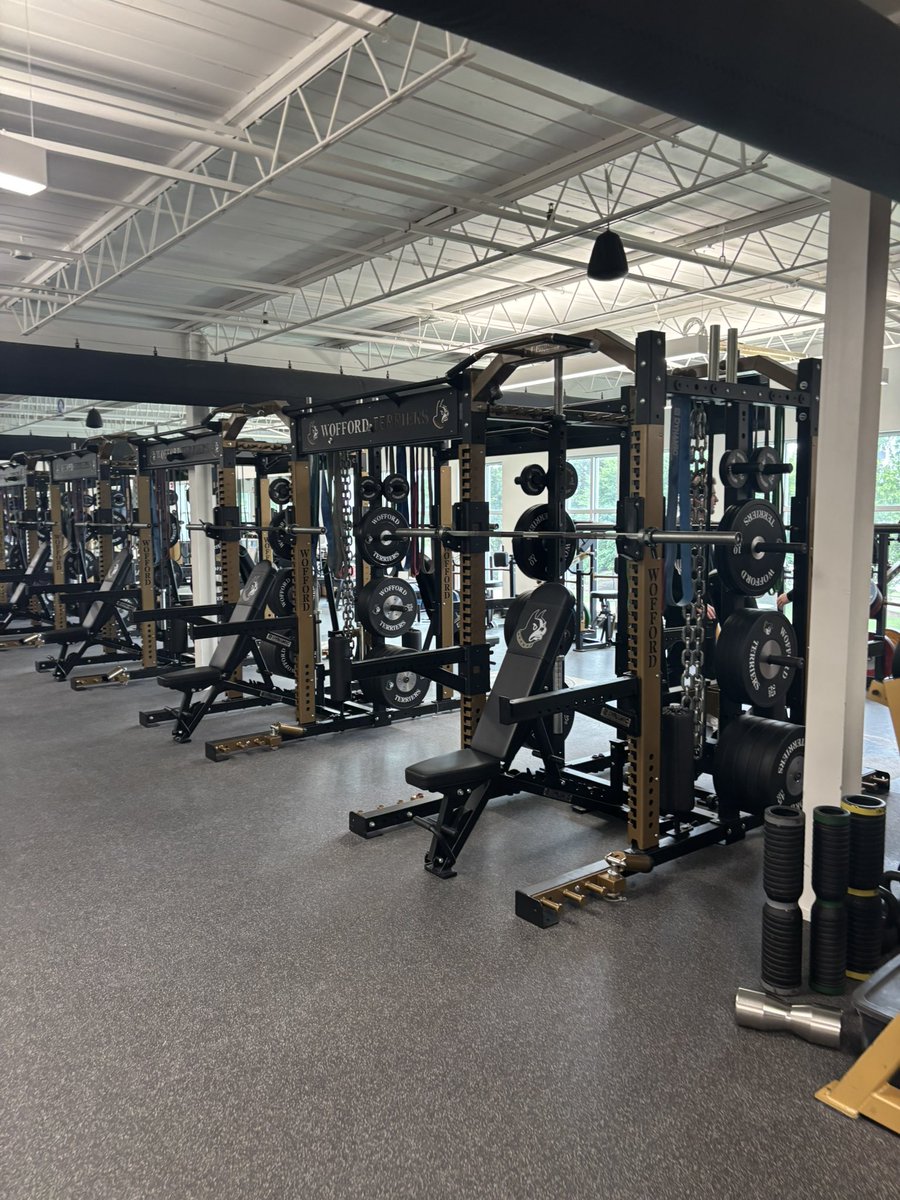Justin_Cross24's tweet photo. Thank you to @Wofford_FB and @CoachDB__ for the invite and conversation.  I really felt everything you said to me Coach.  I look forward to making my way back for camp.  #EARNIT

@BoulwareLeon @coachcross777 @RonParker950208 @Grind_Hard29 @baby_pac3 @ShermanCrumel @harris_coach https://t.co/xAG5DqMkPL