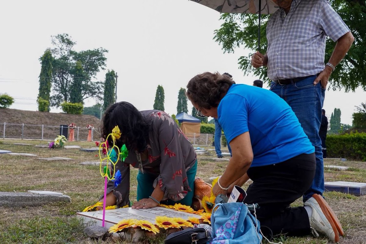 TheSivarTimes_'s tweet photo. La alcaldía de San Salvador Centro espera más de 50 mil visitantes a los cementerios municipales, durante el fin de semana de conmemoración del día de las madres. https://t.co/eJfEXHENmX