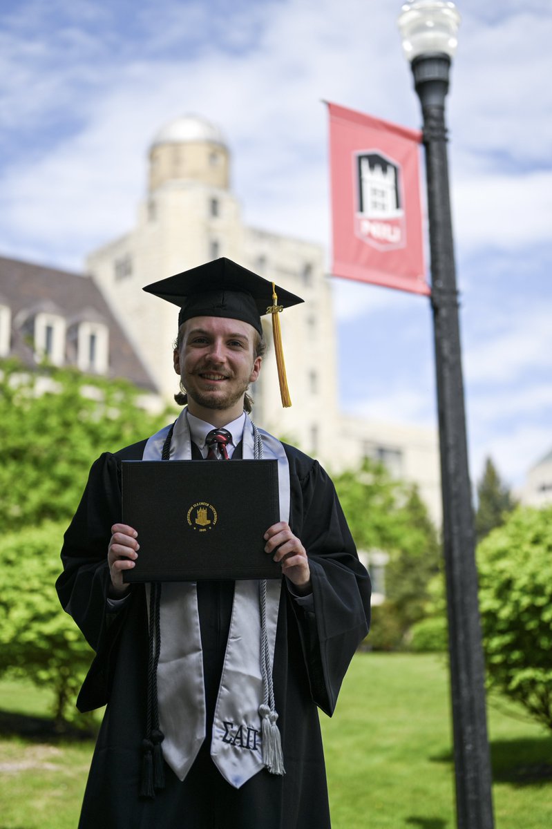 Landon Moeller tweet media
