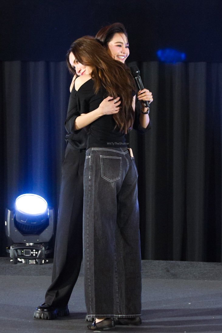 WitTyTheShutter's tweet photo. ชื่นนนนนนใจ 🥹🥰

#นทีร้อยเล่ห์ตอนจบ #EngLot #อิงล็อต https://t.co/EuW3tARG9L
