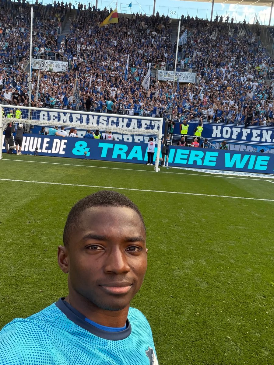 Bazou n’a plus oreilles à l’heure la 🫡

ENCORE BUTEUR ET MOTM AUJOURD’HUI ! 🔥🔥
