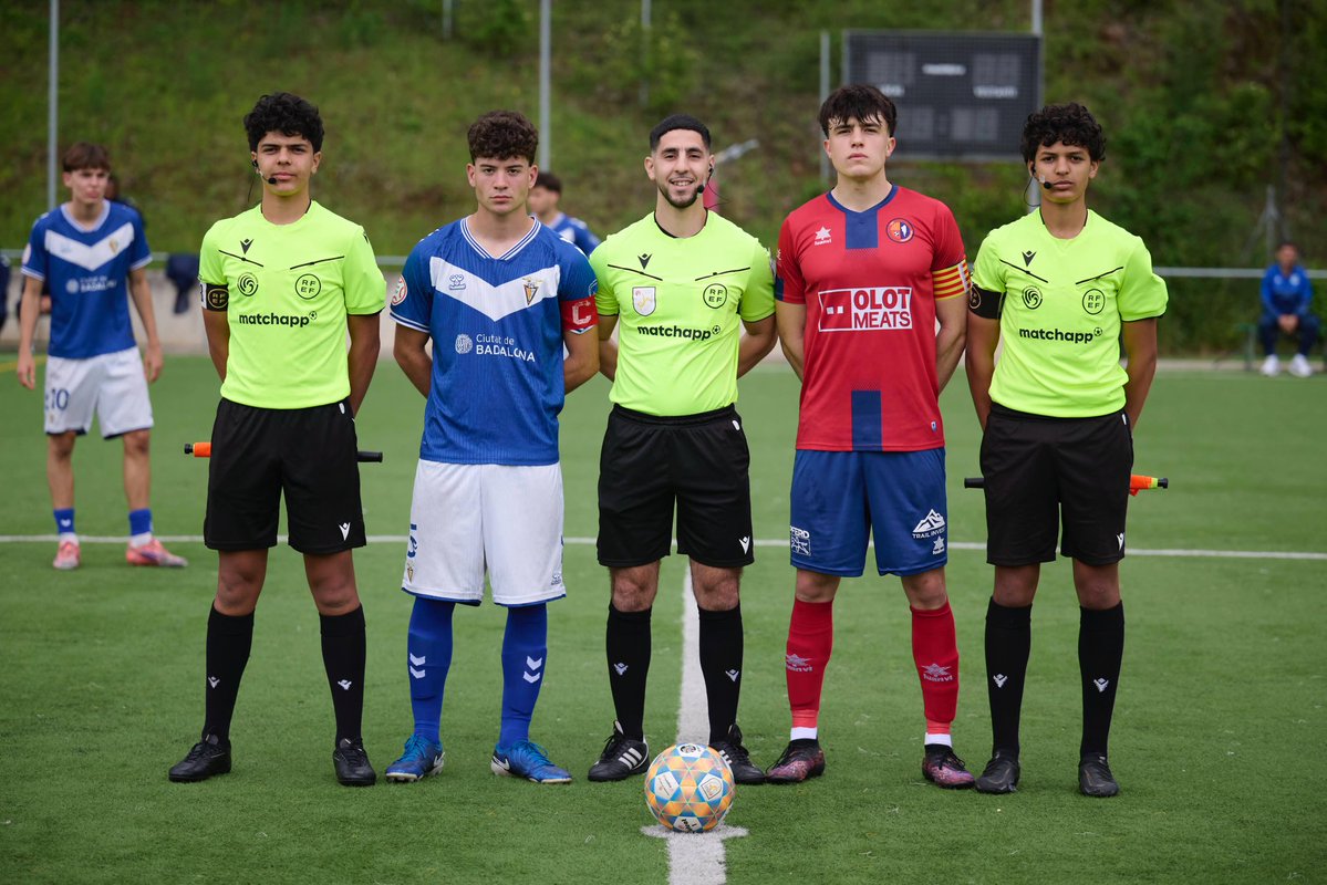 Unió Esportiva Olot tweet media