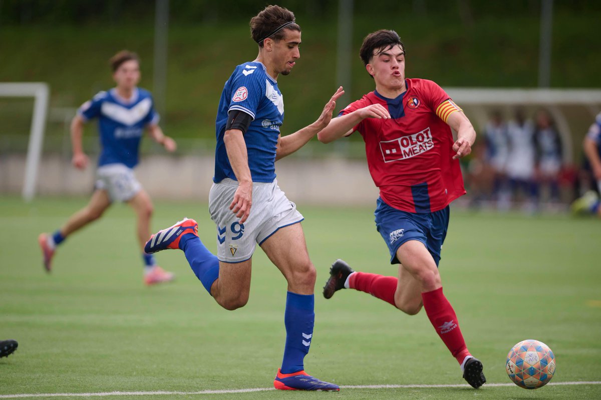Unió Esportiva Olot tweet media