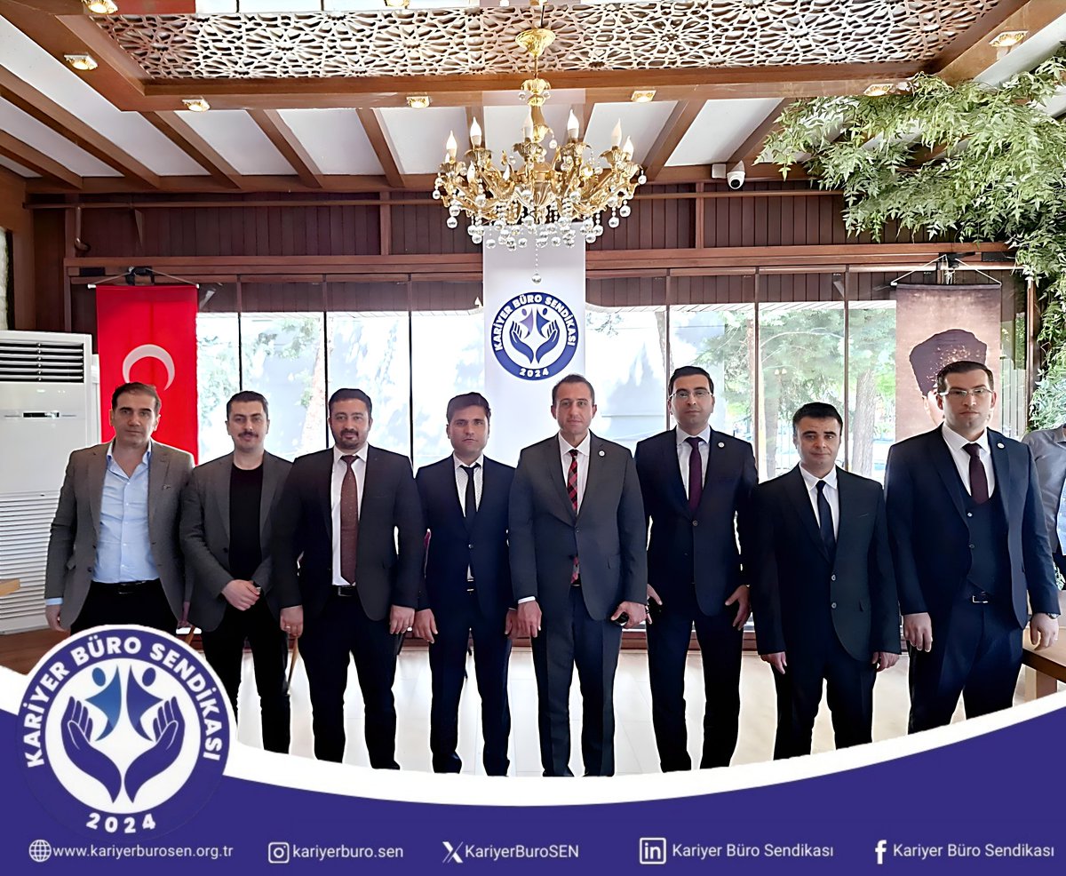 KariyerBuroSEN's tweet photo. Kariyer Büro Sendikası Doğu-Güneydoğu Anadolu 1 No’lu Şubemizin olağan genel kurulu; Genel Başkanımız Sayın Tolga AKGÜL ve beraberindeki yönetim kurulu üyelerimizin katılımlarıyla, yoğun ilgi ve büyük bir heyecan içerisinde gerçekleştirilmiştir.

Gerçekleştirilen genel kurul sonucunda yeni yönetim kurulu belirlenmiş olup; birlik ve beraberliğimiz bir kez daha pekişmiş, ortak hedeflerimiz doğrultusunda önemli bir adım daha atılmıştır.

Göreve seçilen yönetim kurulu üyelerimize başarılar diliyor; sendikamızın ilkeleri, birlik ve dayanışma anlayışı doğrultusunda görevlerini en iyi şekilde yerine getireceklerine inanıyoruz.

#KariyerBüroSendikası
#KariyerBüroSen