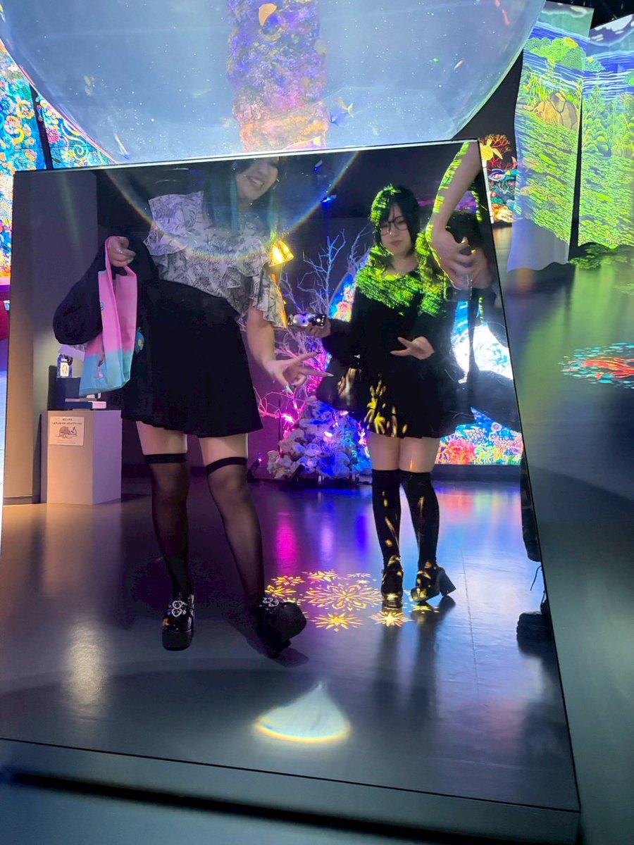 らら tweet media