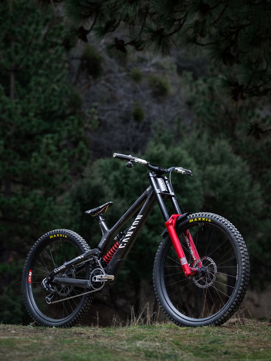 SRAM MTB tweet media
