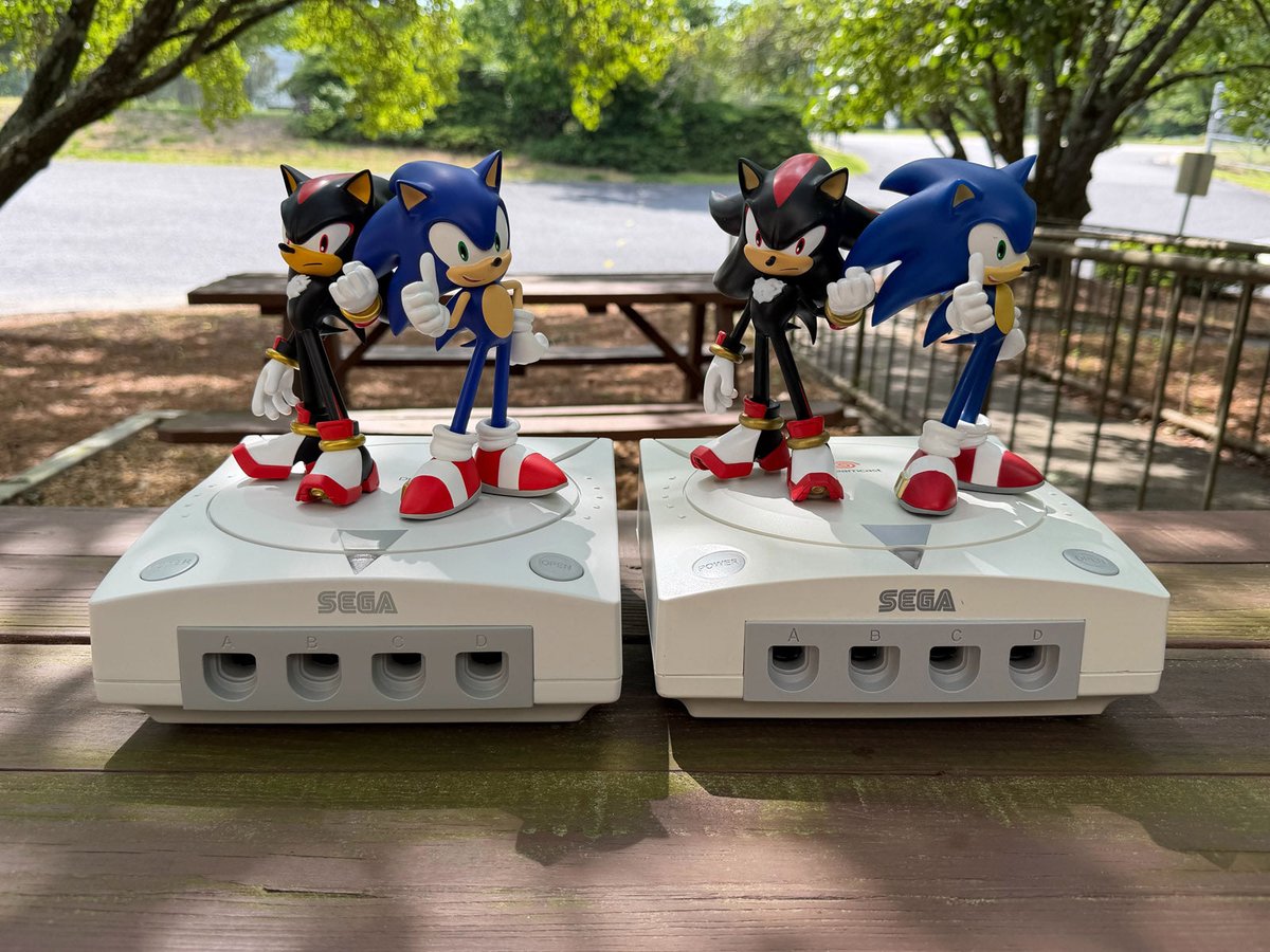 🔵⚫ Limited Run Games showed the revised Sonic X Shadow Generations ...