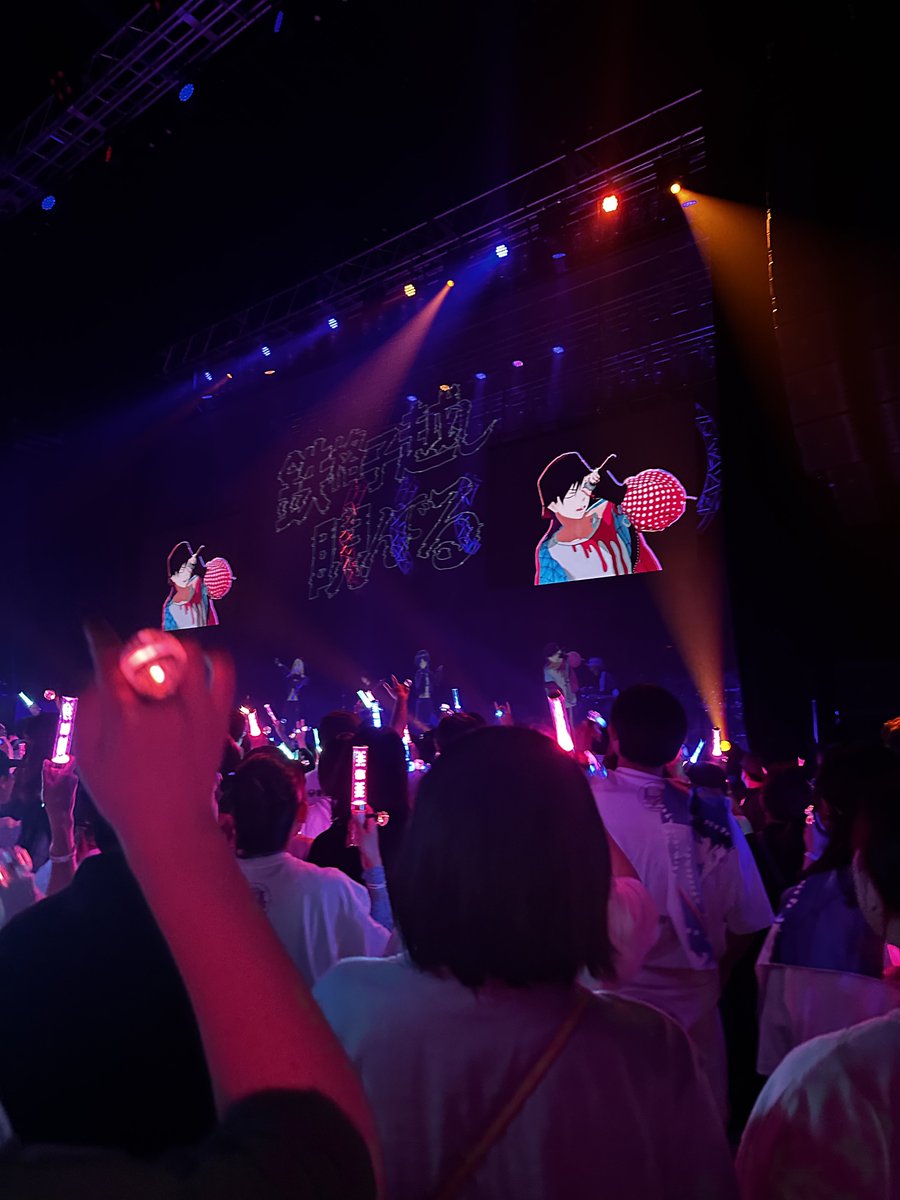 rosaaa__24's tweet photo. 歌詞出てくるのなんか良くて好き♩ https://t.co/aDjFDjmt2i
