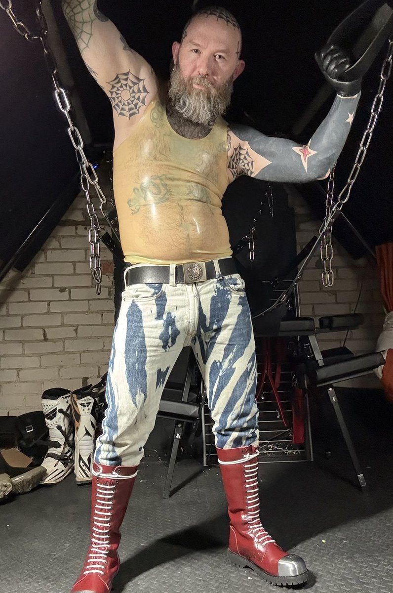 Inkedleatherlad tweet media