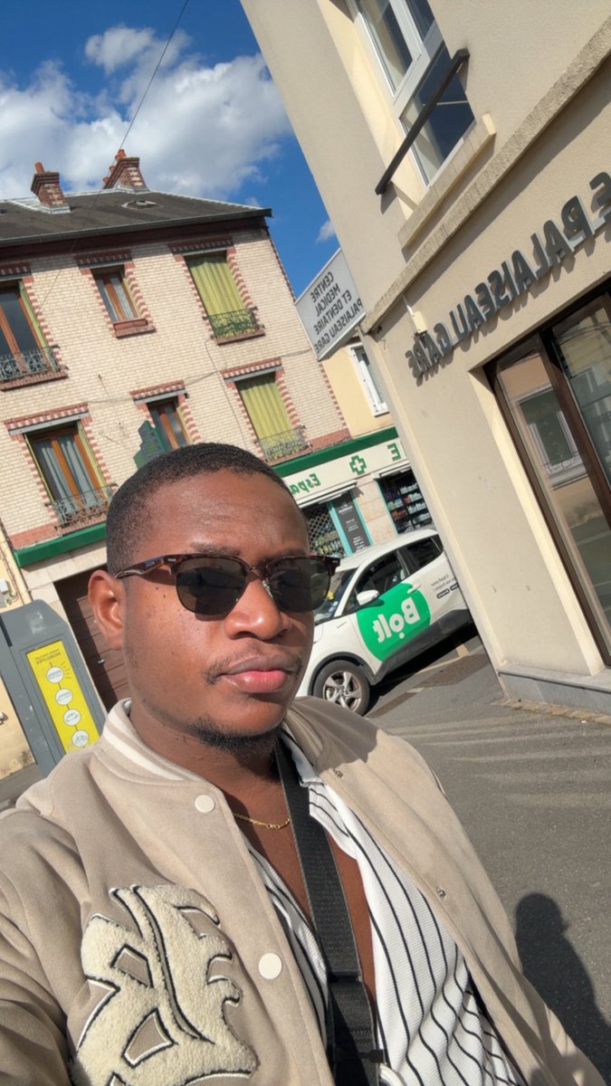 Mr_ZZ tweet media