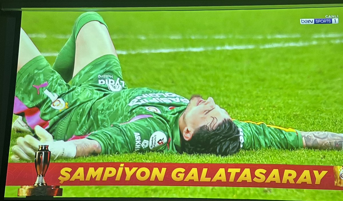 SelimSefada's tweet photo. Hadi hayırlı traşlar. #hedef27 https://t.co/fdp9ixD1yA