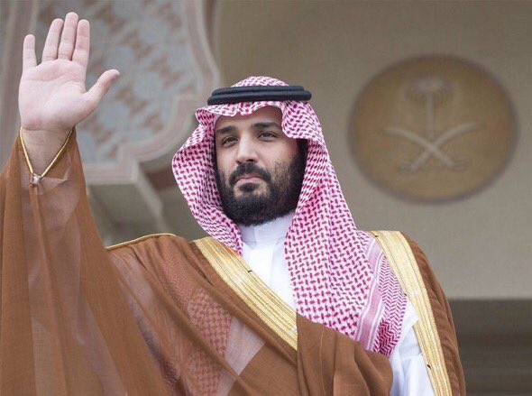 MF_ARM's tweet photo. ويبقى القول… حكومة في خدمة شعبها 🇸🇦

مقام خادم الحرمين الشريفين الملك سلمان:
"أبوابنا مفتوحة، وتليفوناتنا مفتوحة، والآذان مفتوحة لكم."

سمو ولي العهد الأمير محمد بن سلمان:
"أنا لا أراقب، الشعب يراقب رقابة عالية، فأغلب الأشياء التي نستهدفها ليست ملاحقة الفاسدين، بقدر ما هي إعادة هيكلة العديد من الإجراءات لتجعل الفساد أصعب."

"أنا أؤكد لك بأنه لن ينجو أي شخص دخل في قضية فساد، أيًّا من كان، لن ينجو."

الملك عبدالله رحمه الله:
"أطلب من إخواني الوزراء أن تؤدوا واجبكم بإخلاص وأمانة، وأرجوكم مقابلة شعبكم صغيرهم وكبيرهم -كأنه أنا-"