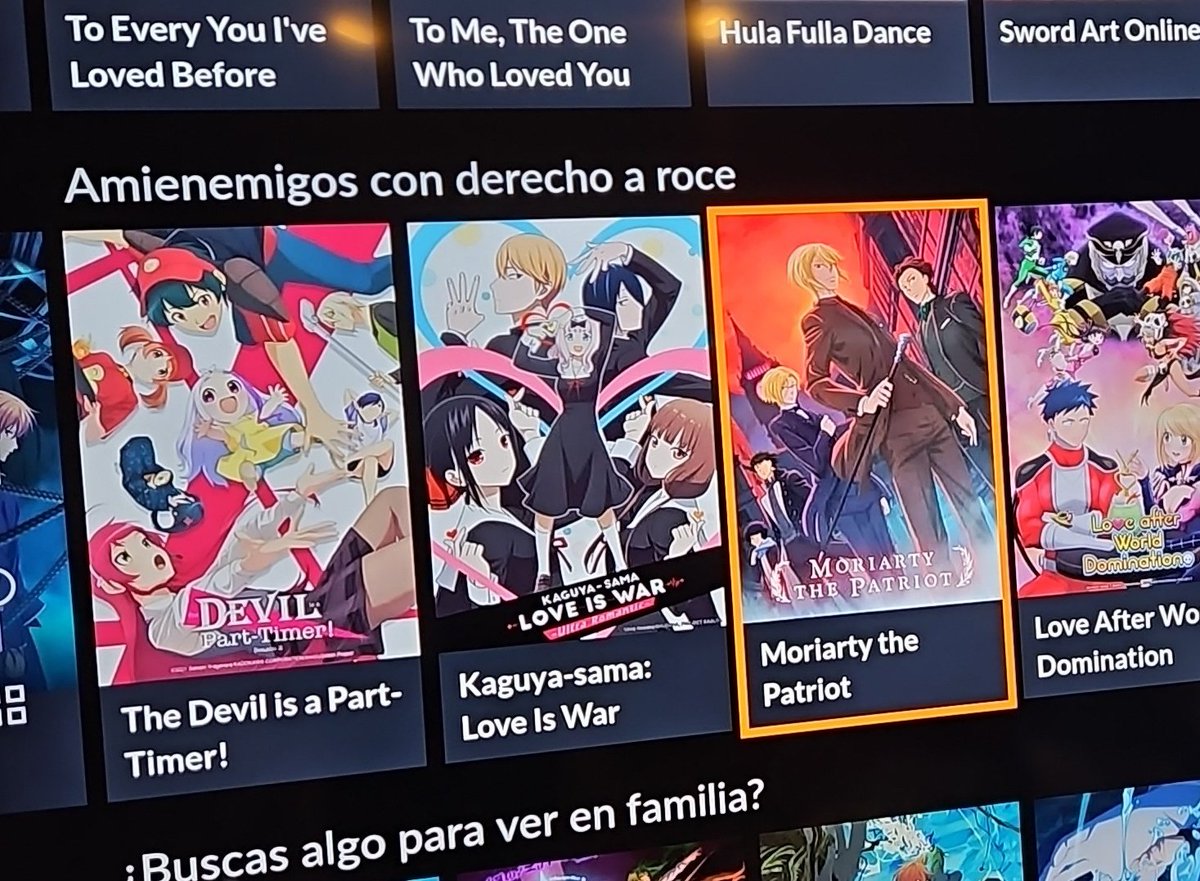 Azowlyphale's tweet photo. Weon estaba buscando algo que ver mientras doblaba ropa y qué es esa categoría djfhdhdbdbdb https://t.co/dsCpf6br3M
