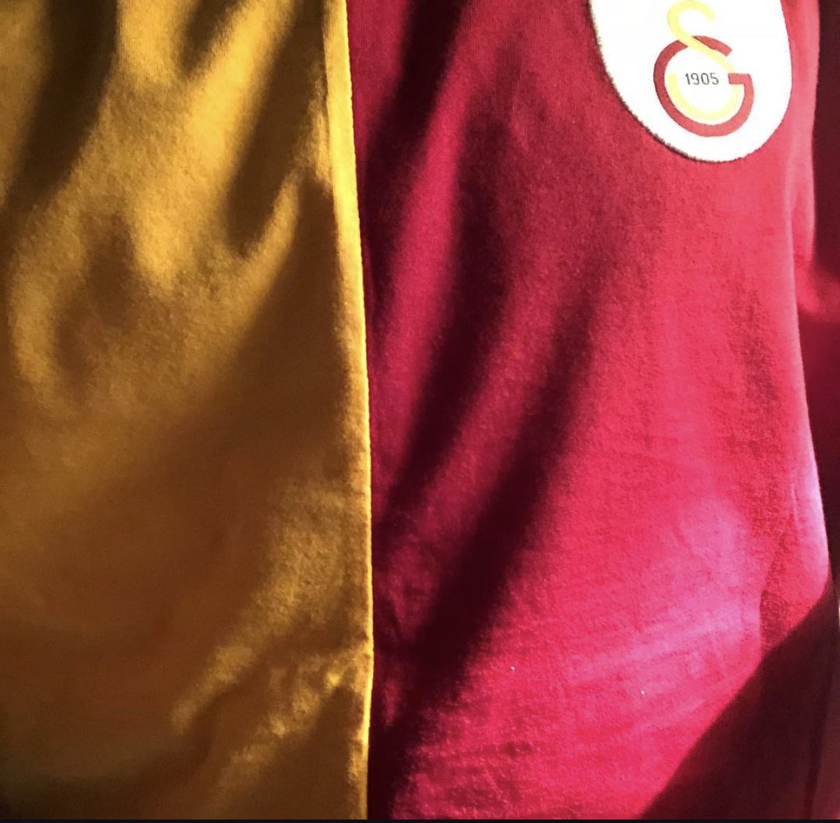dundarmurat's tweet photo. ❤️💛❤️💛❤️💛❤️💛❤️💛❤️💛 4 4 4 4 https://t.co/3nqN9DbIQ5