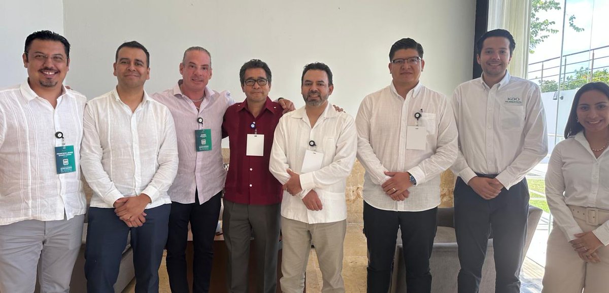 AMAACmx's tweet photo. Gracias a QuimiKao por la invitación al 14.º Seminario Internacional “Redefiniendo el Camino” y por abrir espacios de intercambio y colaboración con integrantes de los comités de AMAAC. Seguimos sumando esfuerzos y conocimiento. https://t.co/pLHSxodFcJ