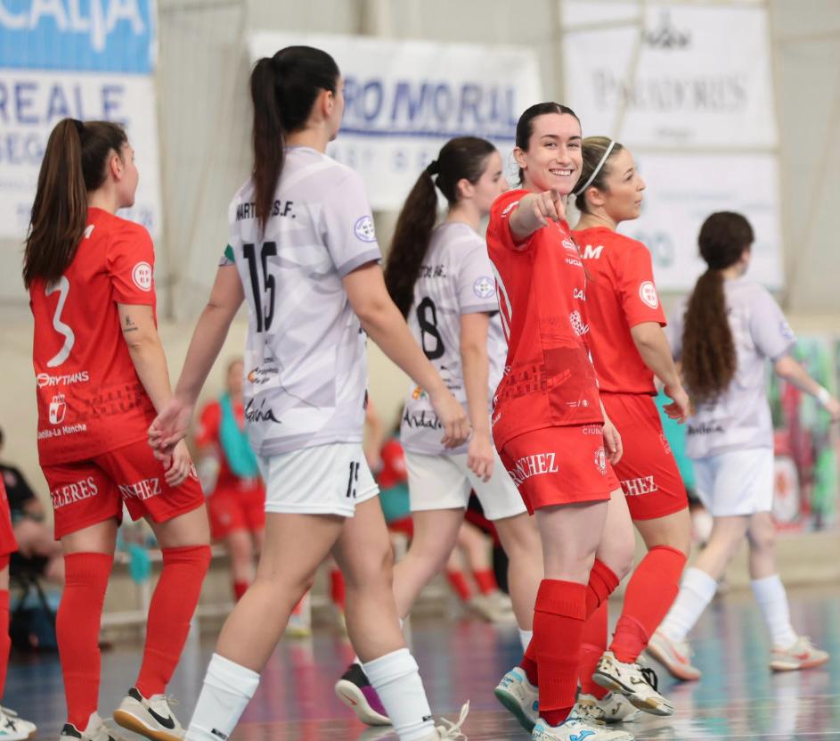 AlmagroFSFclub's tweet photo. Final en el Gemma Arenas 📢

Teníamos que ganar nuestra 1ª FINAL y GOLEAMOS👊

Almagro FSF 7-0 Martos FS 

⚽⚽⚽Rebeca
⚽⚽ Ventoso 
⚽ Raquel 
⚽ María Téllez 

El próximo sábado, la decisión final y está en nuestras manos💪

Y otra vez, GRACIAS AFICIÓN ❤️‍🔥

Buscando un sueño ❤️ https://t.co/t7zv9BJacU