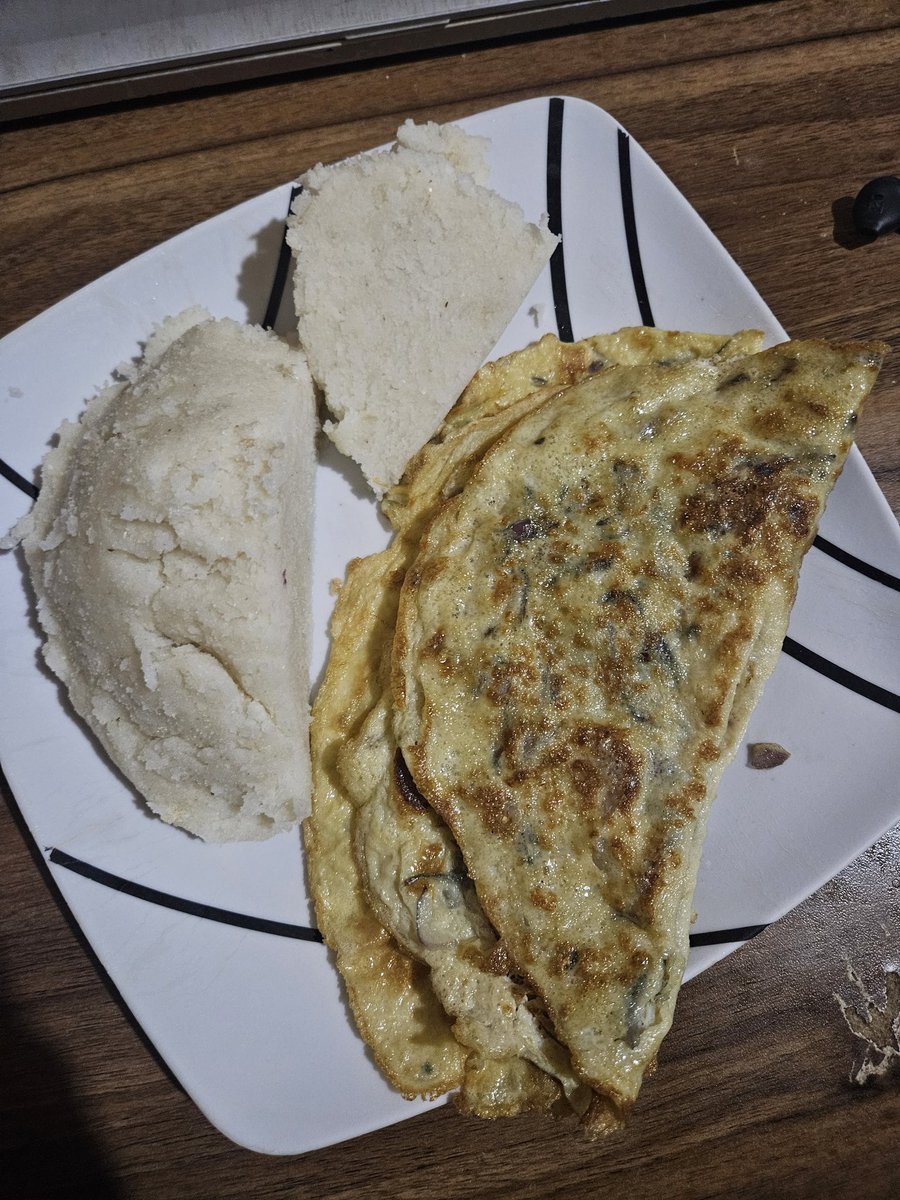 officiialex's tweet photo. Late night snackπ
#CookWithKimonski https://t.co/Hn3T9GAfp8