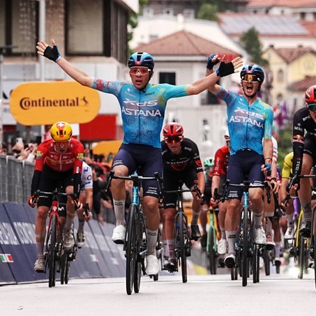 Le Gruppetto tweet media