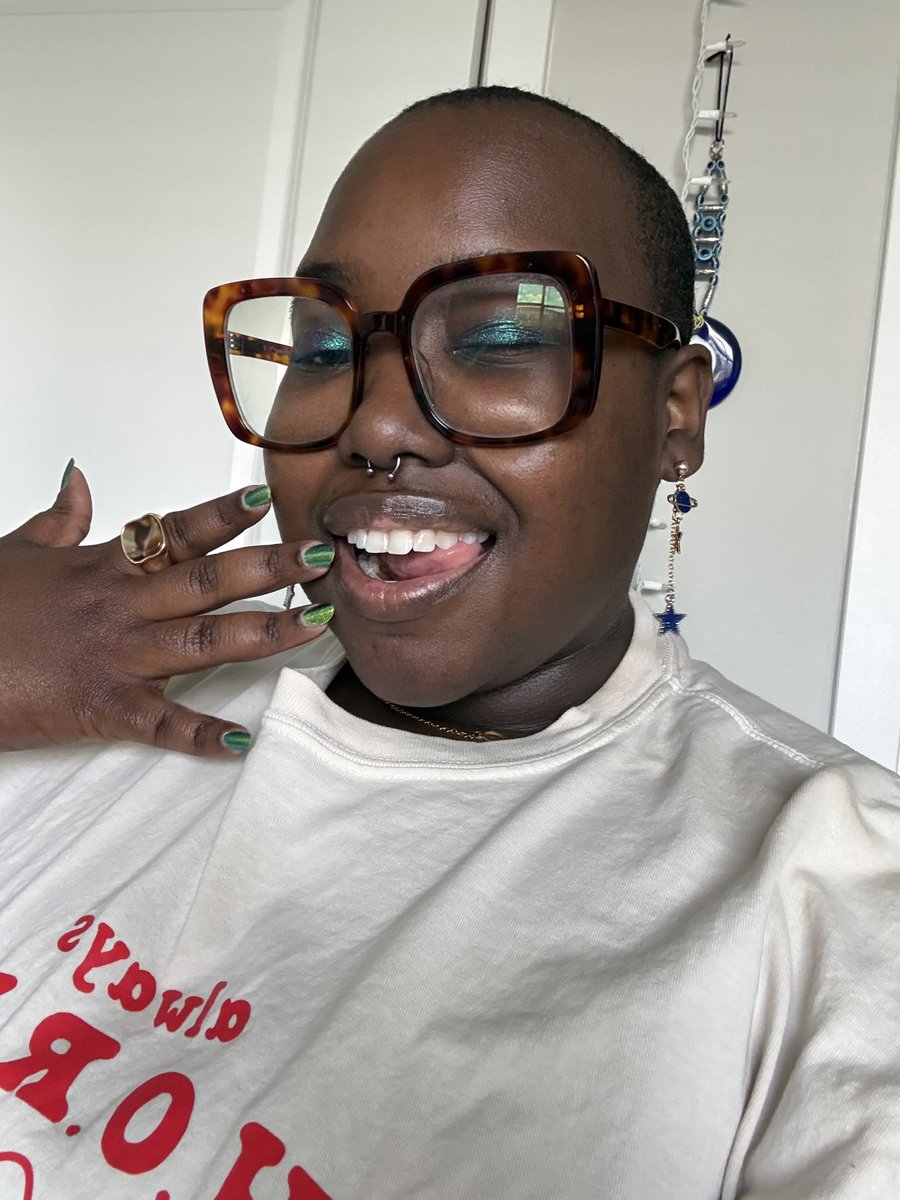 ✨tay thee lesbian✨⁷ tweet media