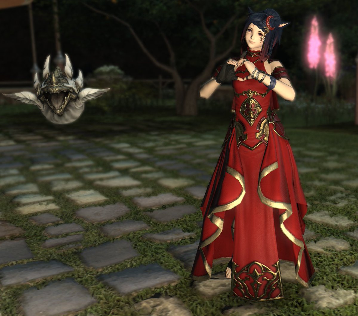 CastyChan's tweet photo. @itsmingway Mine and my twins! Kitty and lala :3 https://t.co/Uu0IWtycC4