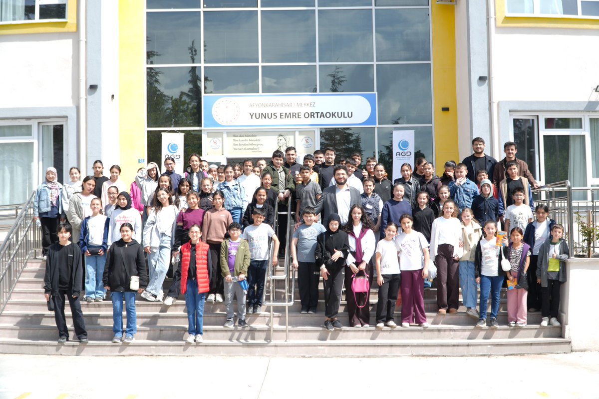 agdafyon's tweet photo. 📍Afyonkarahisar Merkez 

Ortaokullar Siyer-i Nebi Yarışması

#GençlerEfendimizinİzinde
#SiyeriNebi
#BirYıldızınİzinde https://t.co/RDZKM3eSUF