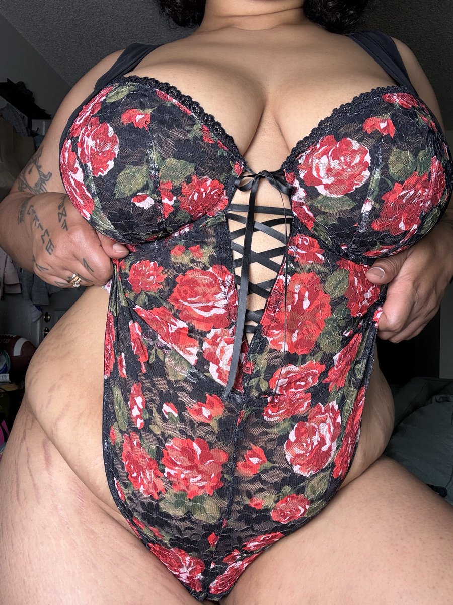 simplymeggles's tweet photo. Your body is a wonderland. ✨ https://t.co/QwruK8XVp5