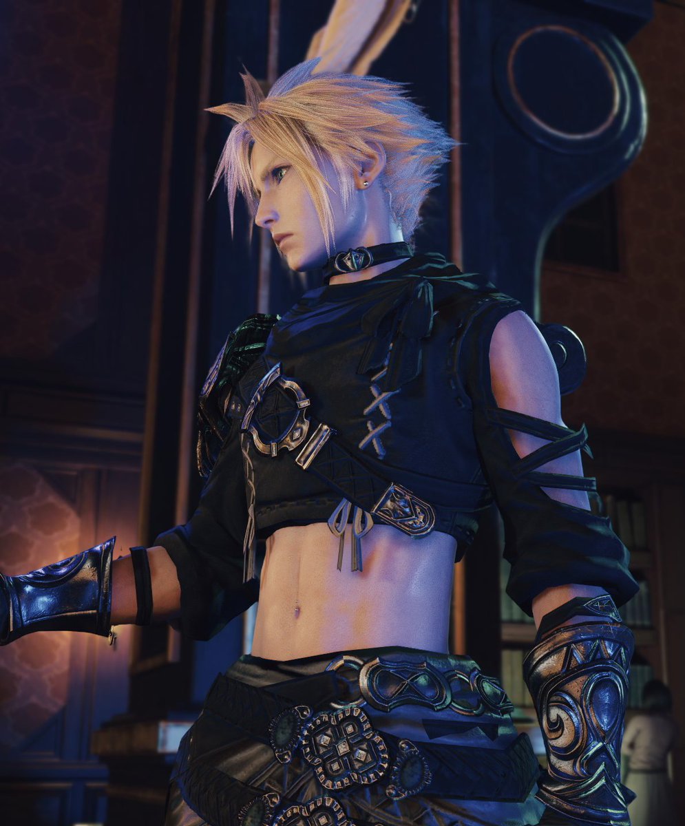 his waist... the navel piercing... I am dead