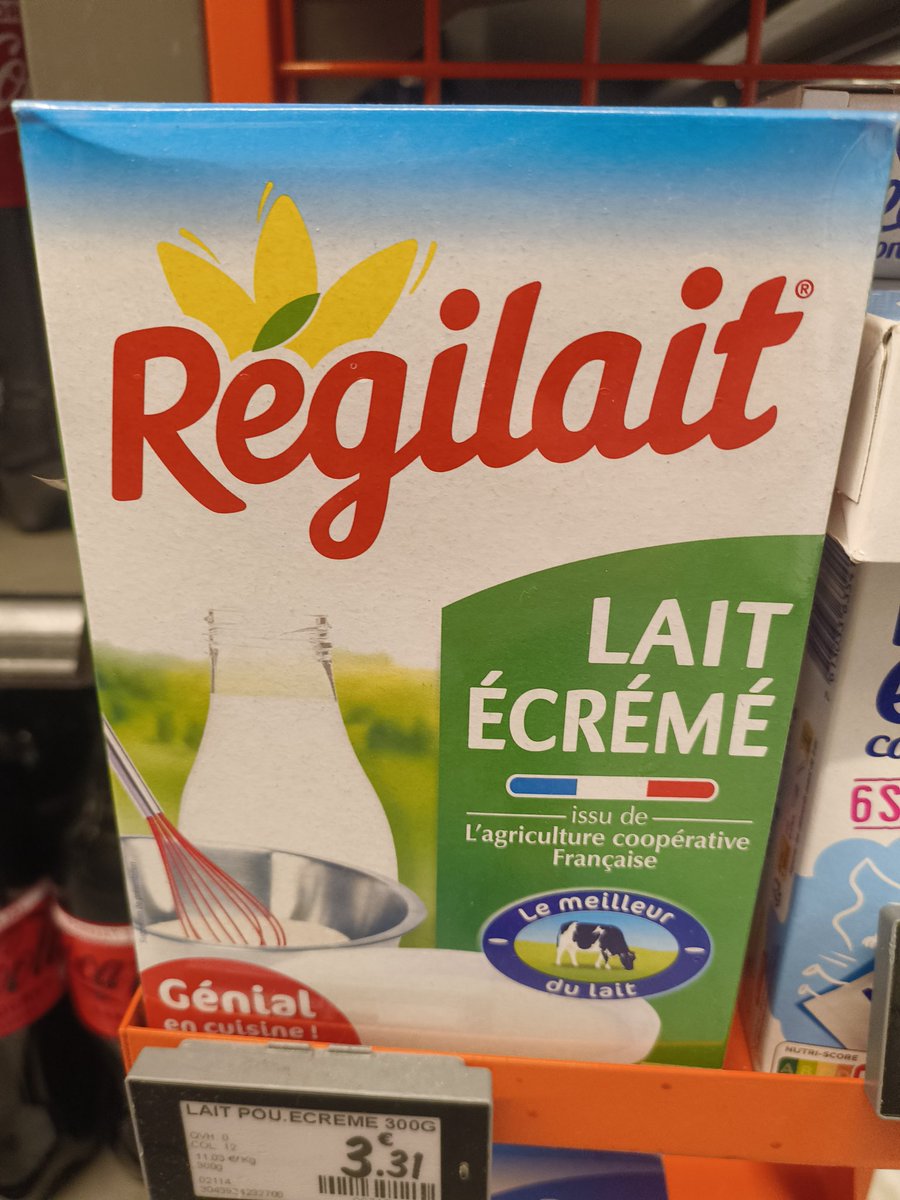 Funkyann42's tweet photo. Ah le mec qui parle cinéma et politique là? https://t.co/R1uZS8IYZc