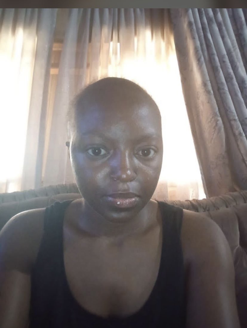 EwuzieMma's tweet photo. I have not been active here like I used to be cos a lot has been happening 🥲
   This is my secondary school mate precious Shato who is currently battling blood cancer, your love in kind and in cash will go a long way. 
   Precious is a kind, loving and promising young lady and the only child of her parents please help save her life. Any amount would go a long way.

pls help me kindly retweet 🙏🙏🙏