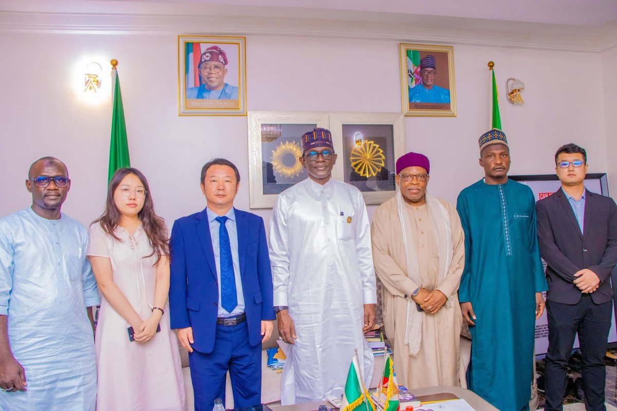 INSIDE YOBE tweet media