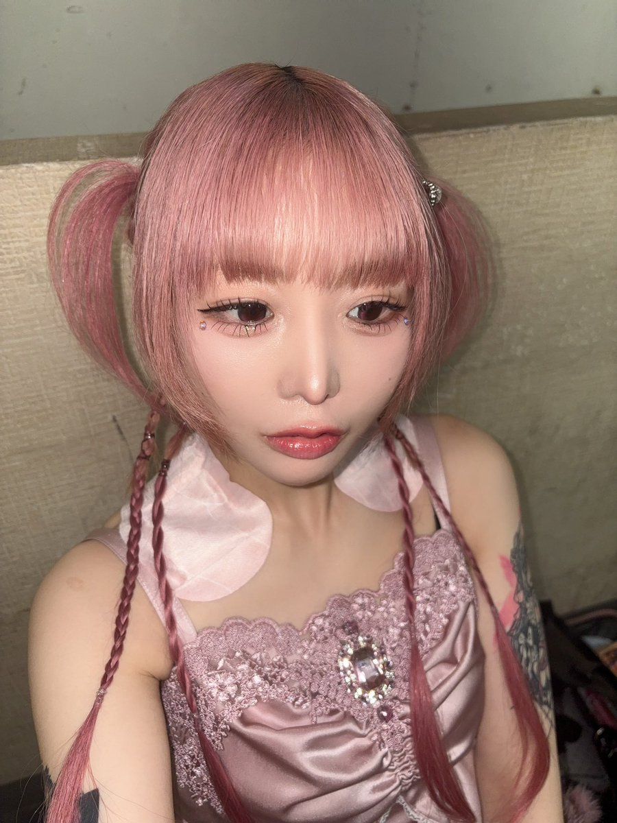 oomoriseiko's tweet photo. 4:44 https://t.co/rMZ1b8gNG3